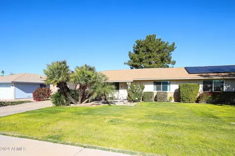 9432 W Long Hills Dr, Sun City, AZ 85351