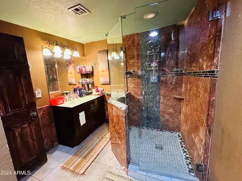 4425 S 8th Pl, Phoenix, AZ 85040 photo 6