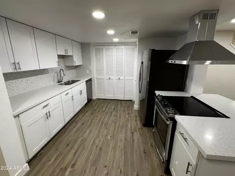 1002 E Pueblo Rd, Phoenix, AZ 85020
