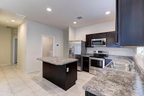 1317 W Byrd Ave, Coolidge, AZ 85128