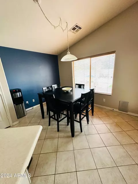 2008 S 82nd Ave, Phoenix, AZ 85043 photo 10