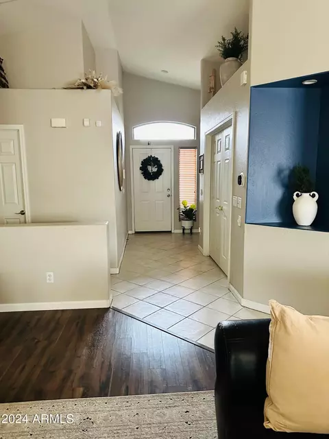 2008 S 82nd Ave, Phoenix, AZ 85043 photo 3