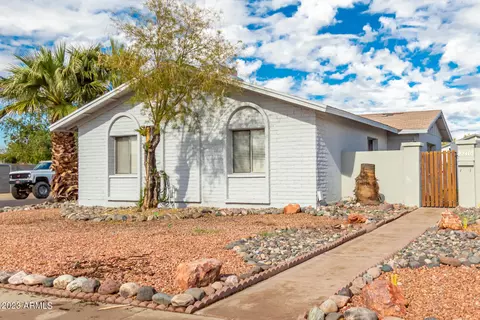 3276 W Country Gables Dr, Phoenix, AZ 85053