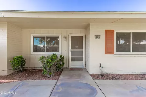 10525 W Coggins Dr, Sun City, AZ 85351