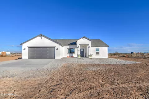 2021 S 367th Ave, Tonopah, AZ 85354
