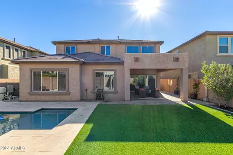 Exterior - 10936 E Tumbleweed Ave, Mesa, AZ 85212 photo 6 of 7