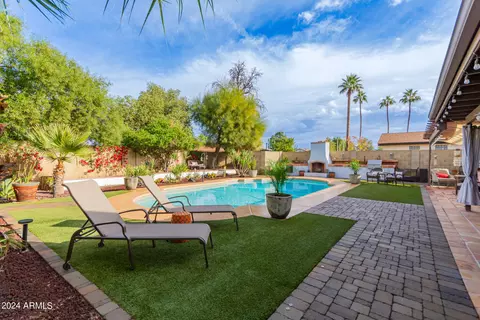 4920 W Mescal St, Glendale, AZ 85304