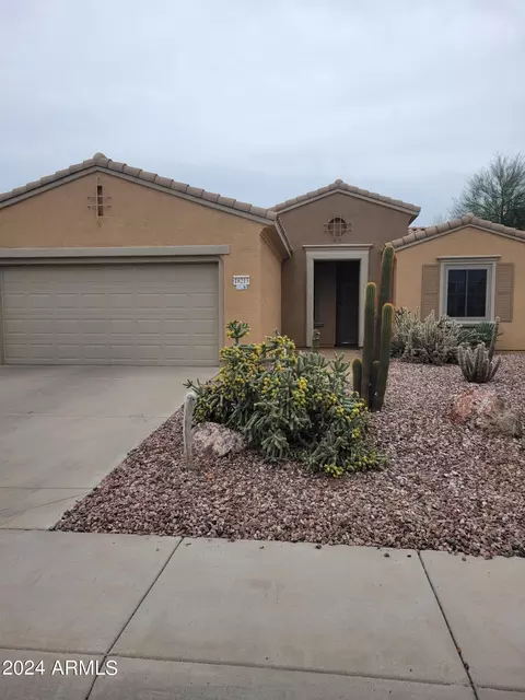18213 N Summerbreeze Way, Surprise, AZ 85374
