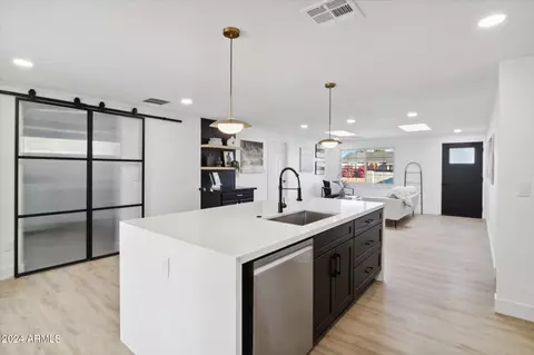 3621 E Pershing Ave, Phoenix, AZ 85032