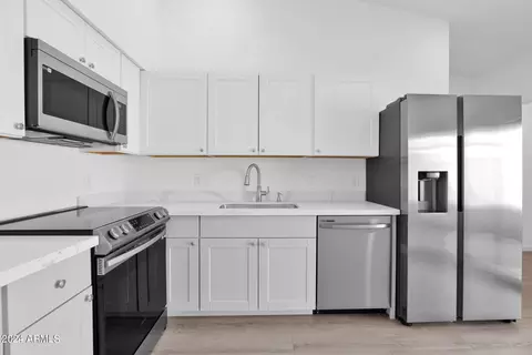 514 E Sequoia Dr, Phoenix, AZ 85024 photo 9