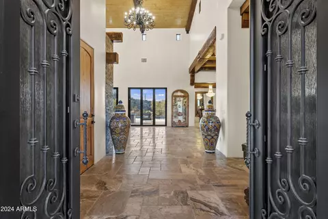 8716 E Regina Cir, Mesa, AZ 85207 photo 7