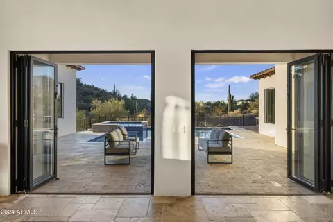 8716 E Regina Cir, Mesa, AZ 85207 photo 14