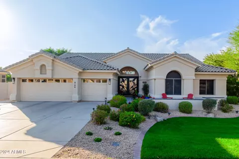 9196 S Kenneth Pl, Tempe, AZ 85284