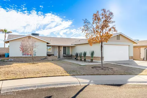 11223 N 57th Dr, Glendale, AZ 85304