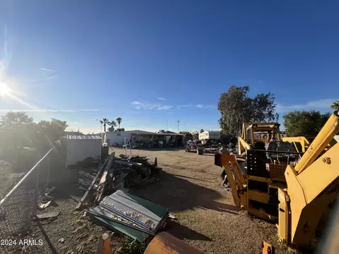 2608 E Oraibi Dr, Phoenix, AZ 85050 photo 17