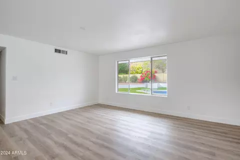 4308 E Redfield Rd, Phoenix, AZ 85032 photo 9