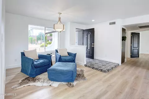 4308 E Redfield Rd, Phoenix, AZ 85032 photo 3