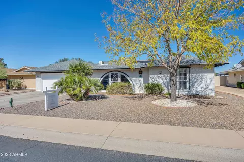 13812 N Whispering Lake Dr, Sun City, AZ 85351