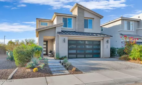 2859 E Tina Dr, Phoenix, AZ 85050