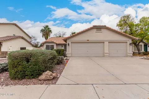 251 E Windsor Dr, Gilbert, AZ 85296