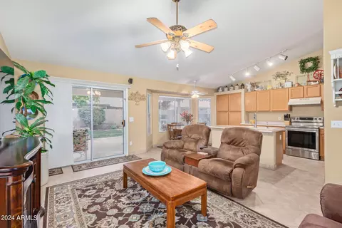 251 E Windsor Dr, Gilbert, AZ 85296 photo 15