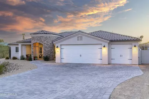 965 W Hermosa Dr, Wickenburg, AZ 85390