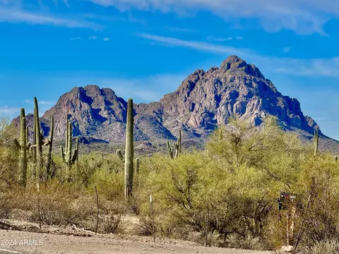 21371 W Silverbell Rd #-, Marana, AZ 85653