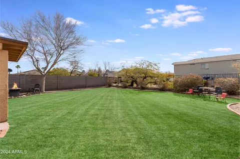 937 E Potter Dr, Phoenix, AZ 85024 photo 14