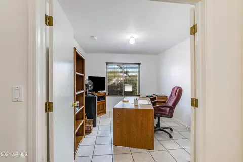 937 E Potter Dr, Phoenix, AZ 85024 photo 11