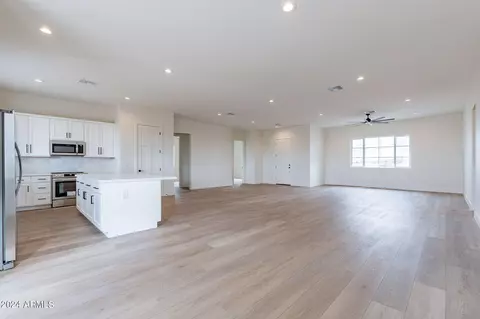 Living - 2713 E Walton Way, Coolidge, AZ 85128 photo 1 of 5