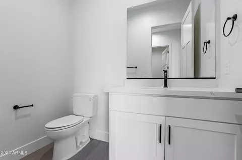 Bath - 2713 E Walton Way, Coolidge, AZ 85128 photo 5 of 5