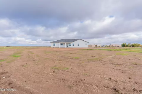 Exterior - 2713 E Walton Way, Coolidge, AZ 85128 photo 15 of 18