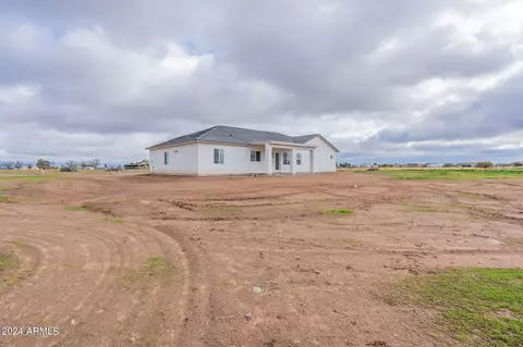 Exterior - 2713 E Walton Way, Coolidge, AZ 85128 photo 14 of 18