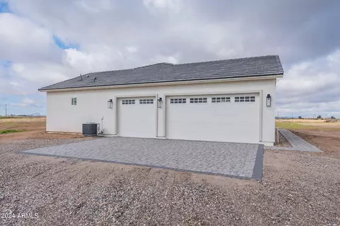 Exterior - 2713 E Walton Way, Coolidge, AZ 85128 photo 8 of 18