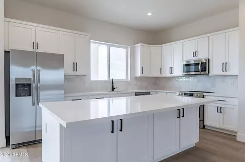 Kitchen - 2713 E Walton Way, Coolidge, AZ 85128 photo 1 of 6