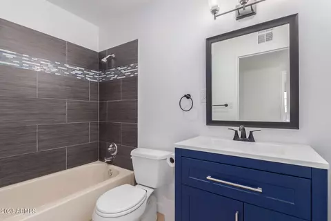 2445 W Freeway Ln, Phoenix, AZ 85021 photo 22