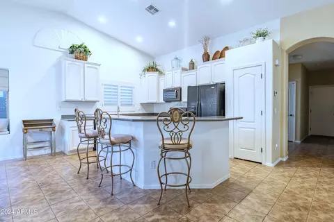 44087 W Granite Dr, Maricopa, AZ 85139