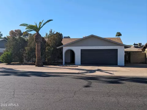 1828 S Emerson --, Mesa, AZ 85210