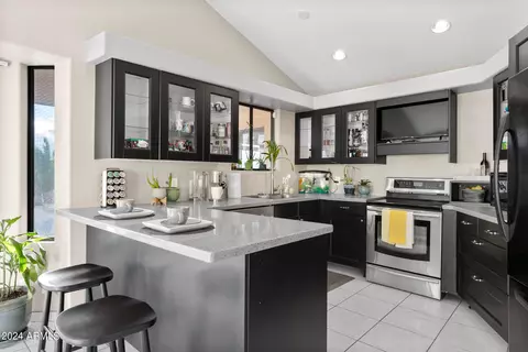 Kitchen - 16809 S 29th Pl, Phoenix, AZ 85048 photo 1 of 4