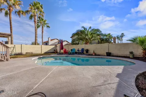 Exterior - 16809 S 29th Pl, Phoenix, AZ 85048 photo 4 of 7
