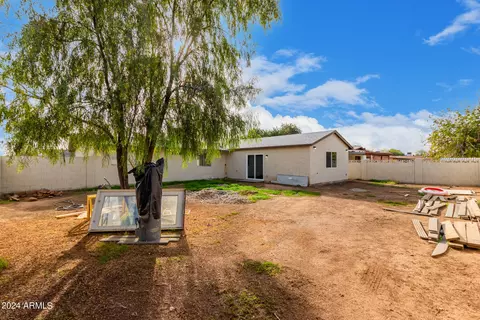 Exterior - 8310 W Turney Ave, Phoenix, AZ 85037 photo 7 of 7