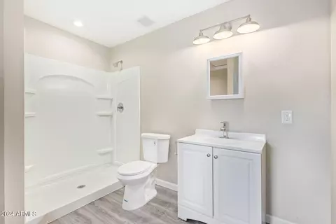 Bath - 8310 W Turney Ave, Phoenix, AZ 85037 photo 1 of 2