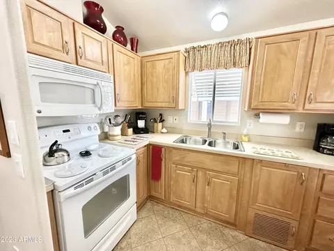 192 S Mineshaft Dr, Apache Junction, AZ 85119 photo 23
