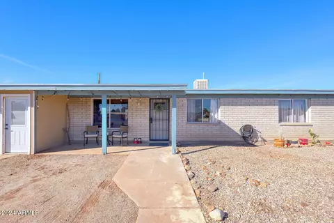 315 1st St, Huachuca City, AZ 85616