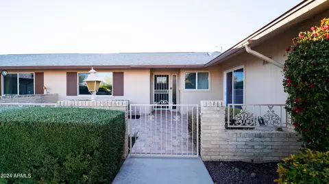 15670 N Lakeforest Dr, Sun City, AZ 85351