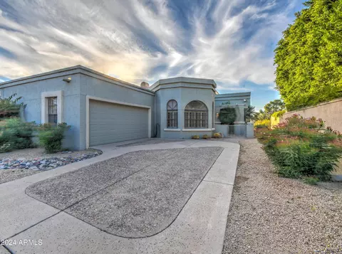 8100 E Camelback Rd #38, Scottsdale, AZ 85251
