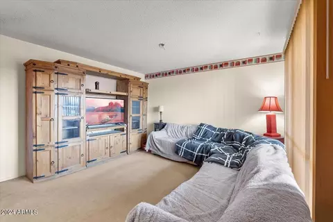2222 E Sylvia St, Phoenix, AZ 85022 photo 2