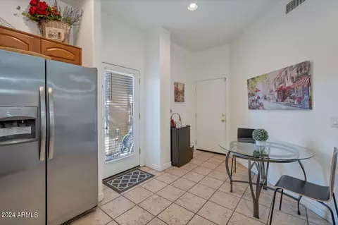 5015 E Cheyenne Dr #6, Phoenix, AZ 85044 photo 11