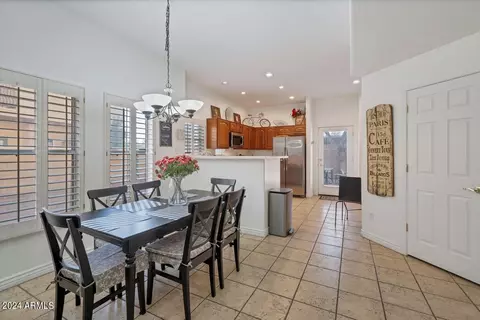 5015 E Cheyenne Dr #6, Phoenix, AZ 85044 photo 8