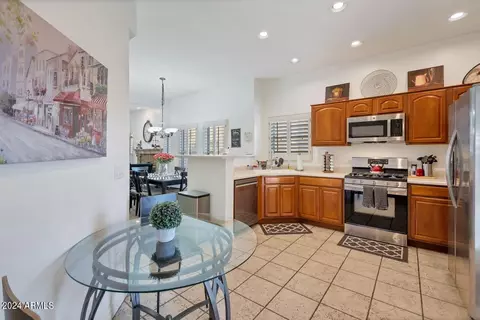 5015 E Cheyenne Dr #6, Phoenix, AZ 85044 photo 10